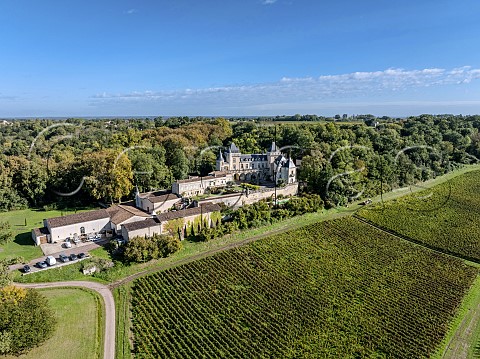 Chteau de la Rivire and its vineyard La  Rivire Gironde France Fronsac  Bordeaux