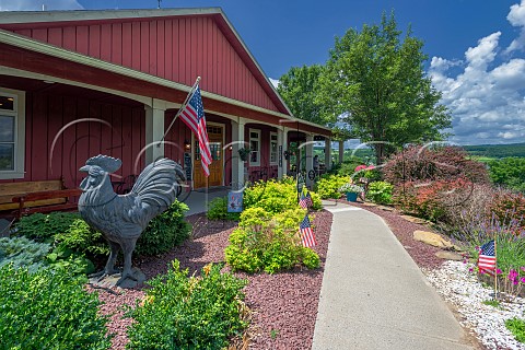 Visitor Centre of Rooster Hill Vineyards Penn Yan New York USA Finger Lakes